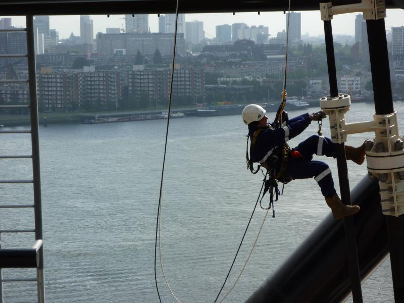 Bolting op offshore jacket Rope Access Group